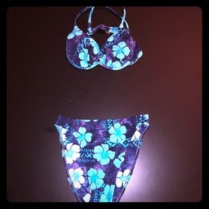 Island Soul 🌴 flower print 👙 bikini